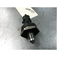 100R125 Fuel Pressure Sensor For 12-13 Kia Soul  1.6 353422E500
